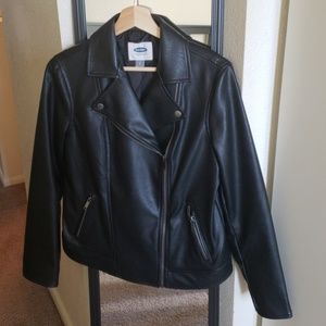 Old navy faux leather jacket in black